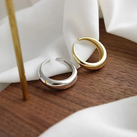 925 Sterling Silver Minimalist Simple Stackable Ring Band Gold or Silver - Picture 9 of 10